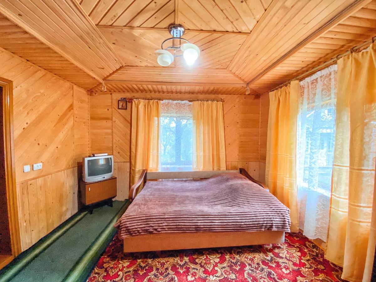 Hotel Вершина Карпат Krasnik Zewnętrze zdjęcie
