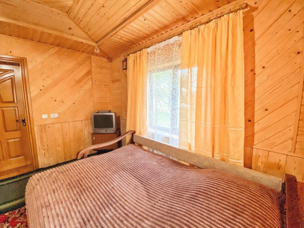 Hotel Вершина Карпат Krasnik Zewnętrze zdjęcie